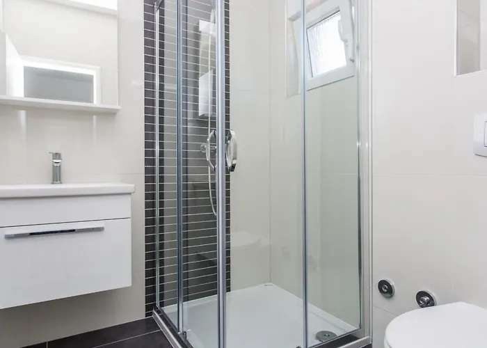 Appartement Nettes In Mit Eigenem Balkon By Interhome
