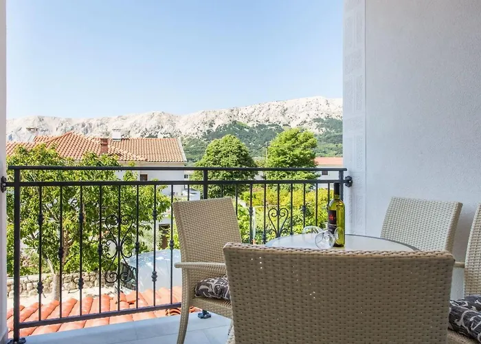 Nettes In Mit Eigenem Balkon By Interhome Baška